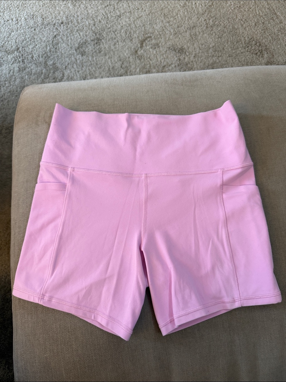 Athleta Salutation Stash Pocket II 5” Short